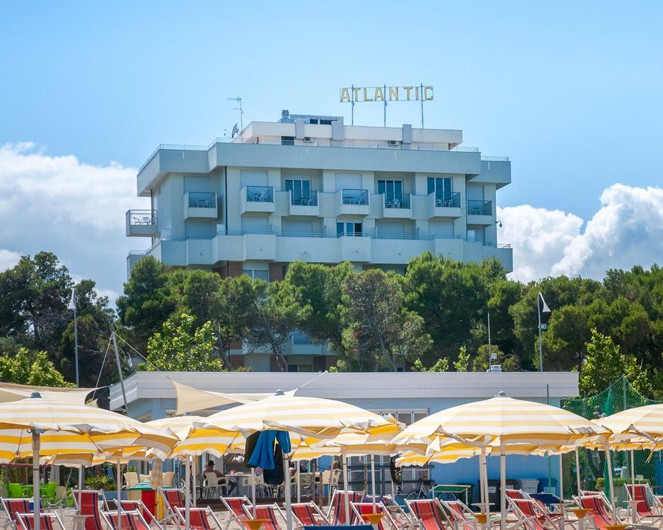 Hotel Atlantic Giulianova Exterior foto