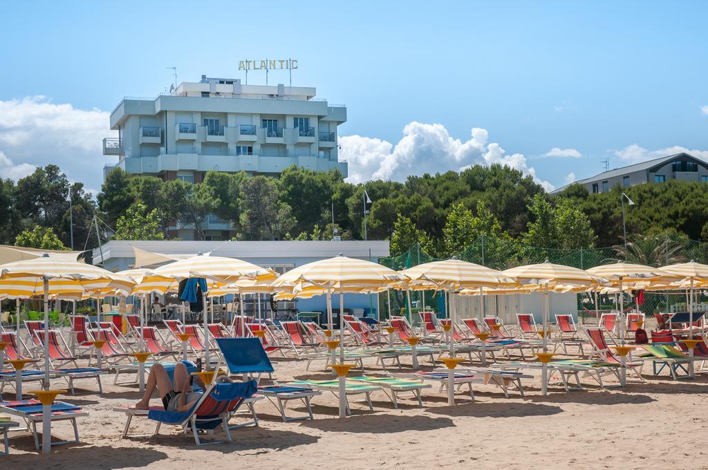 Hotel Atlantic Giulianova Exterior foto